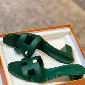 Women’s H Cut-out Sandals In Calf Leather