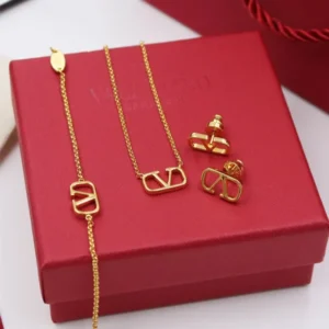 Valentino Luxury Style V Logo Jewelry Set