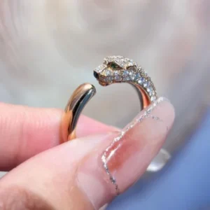 Cartier De Panther Leopard Head Design Ring