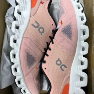 On Running Cloud Sneaker