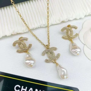 Chanel CC Logo With Pearl Necklace & Earrings Set