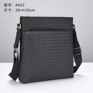 Bottega Veneta Men’s Messenger Cross Body Leather Bag