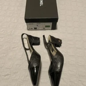 Chanel Two Tone Slingback Heel