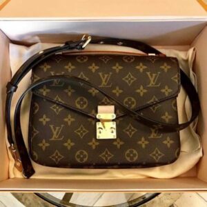 Louis Vuitton Pochette Métis Bag