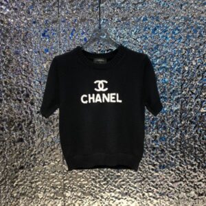 CHANEL New Short-Sleeved Knitted Top