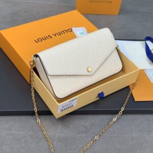 LV FÉLICIE POCHETTE Chain Bag