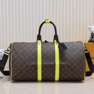 LV Classic Keepall Bandoulière Travel Bag