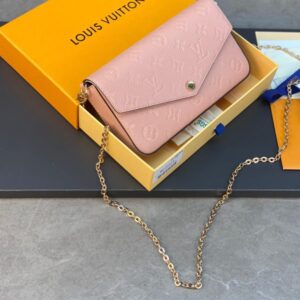 LV FÉLICIE POCHETTE Chain Bag