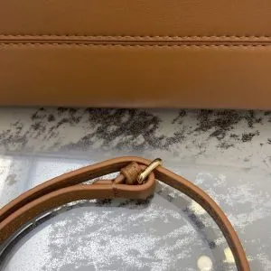 Fendi First Medium Bag - Image 5