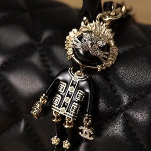 Chanel Classic CF Handle Bag - Image 2