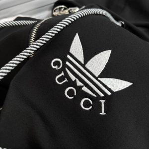 Gucci New Complete Suit - Image 2