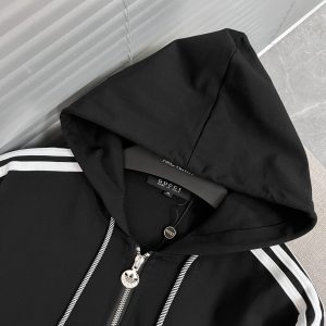 Gucci New Complete Suit - Image 7