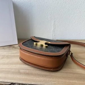 Celine Triomphe Saddle Bag - Image 5