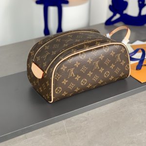 LV Large Vanity Bag - Image 8