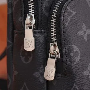 LV Avenue Shoulder Bag - Image 4