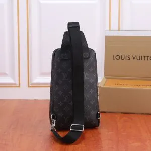LV Avenue Shoulder Bag - Image 5