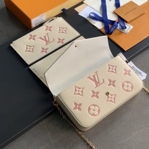 LV FÉLICIE POCHETTE Chain Bag - Image 2
