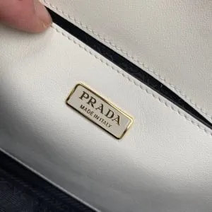 Prada Embleme Leather Bag - Image 7