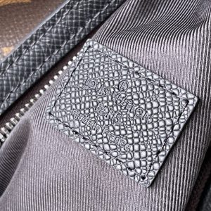 LV Presbyopic Duo Shoulder Bag - Image 2