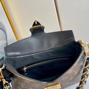 LV TWINNY Presbyopia Chain Crossbody Bag - Image 8