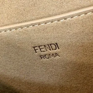 Fendi Cmon Bag - Image 8