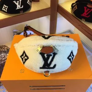 LV Bumbag Monogram - Image 2