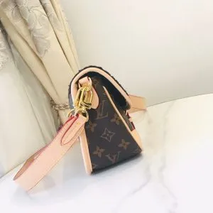 LV Diane Monogram - Image 4
