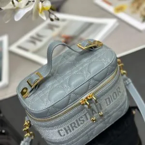 Dior Travel Vanity Case - Image 4