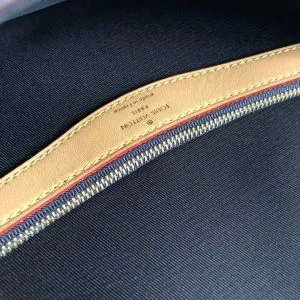 LV Diane Bag - Image 8