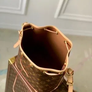 LV Noe BB Monogram - Image 9