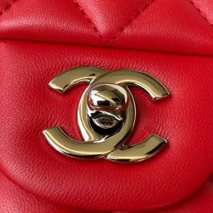 Chanel Classic Flap Bag - Image 3