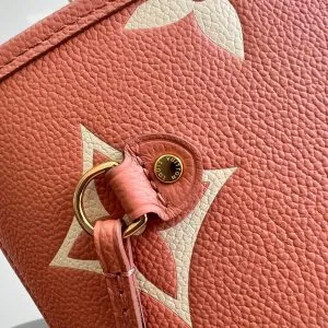 LV Neverfull MM Bag - Image 4