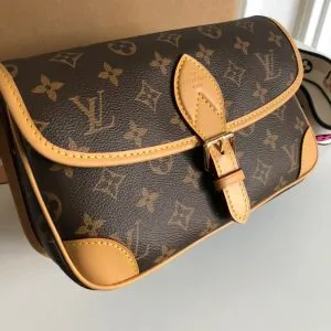 LV Diane Bag - Image 4