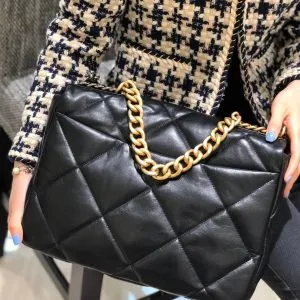 Chanel Maxi 19 Bag - Image 3