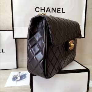 Chanel Classic Flap Bag - Image 3