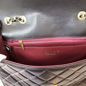 Chanel Classic Flap Bag - Image 9