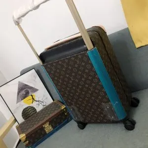LV Horizon Monogram Luggage - Image 4