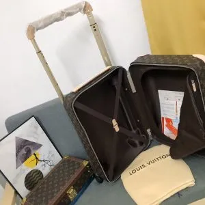LV Horizon Monogram Luggage - Image 7