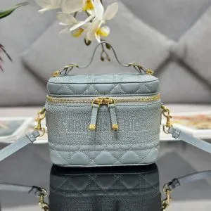 Dior Travel Vanity Case - Image 5